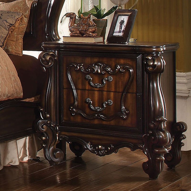Amazon.com: Acme Versailles Tufted King Panel Bed in Vintage