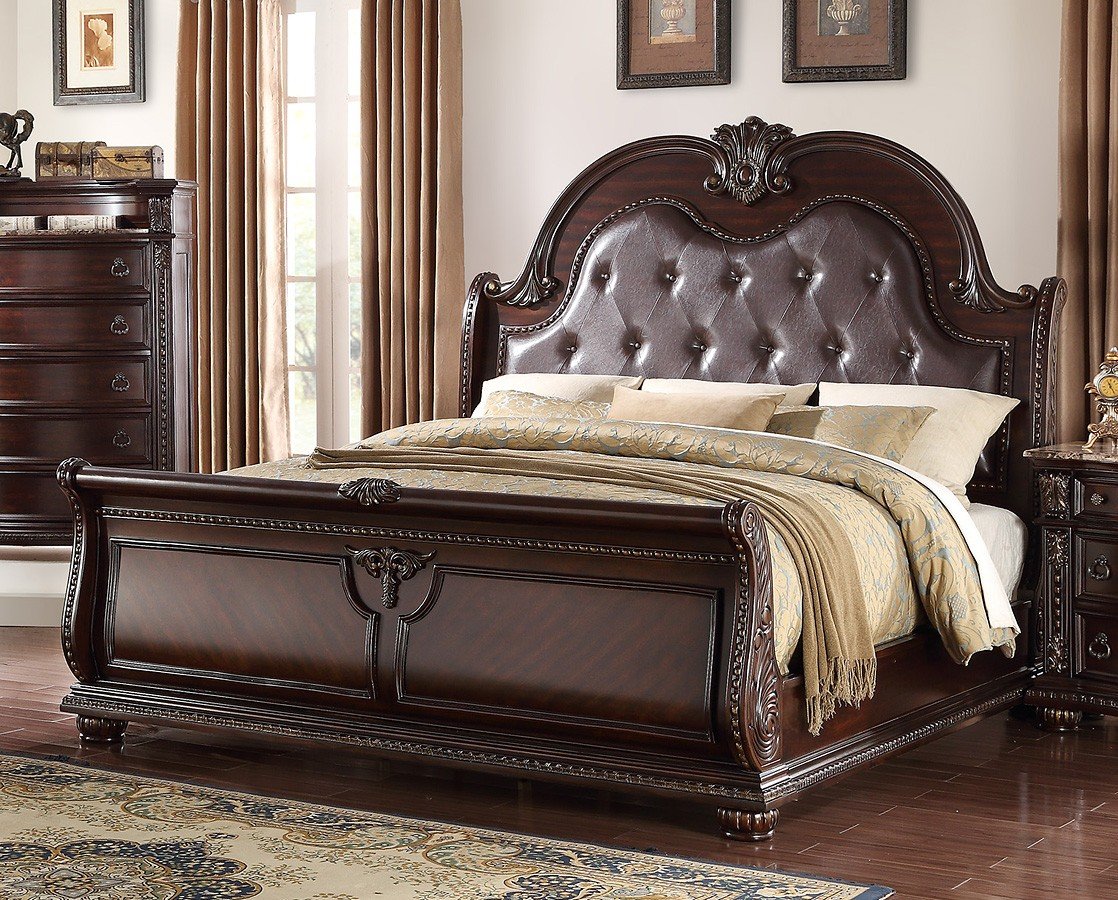 Stanley Sleigh Bed