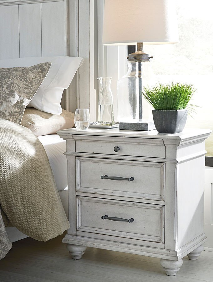 Drawer - ♡❤️SEVENTEN♡セブンテン、ベーシックタートル、ホワイト Kanwyn Storage Bedroom Set BenchCraft, 4 Reviews | Furniture