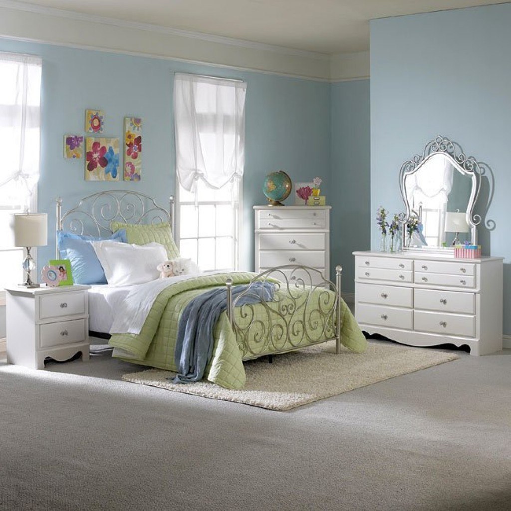 Spring Rose Metal Bedroom Set Standard Furniture, 1 ...