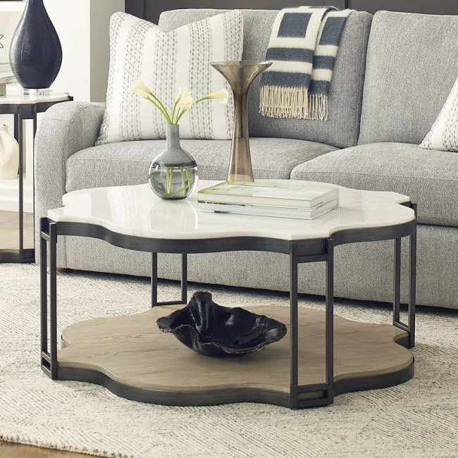 新着 Hidden Treasures Hammary Table Coffee Shaped Quatrefoil センターテーブル・ローテーブル