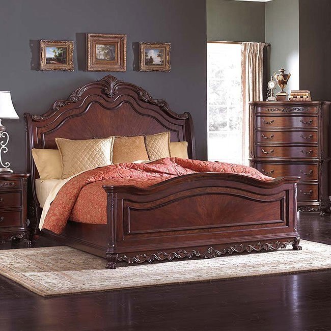 Deryn Park Sleigh Bed