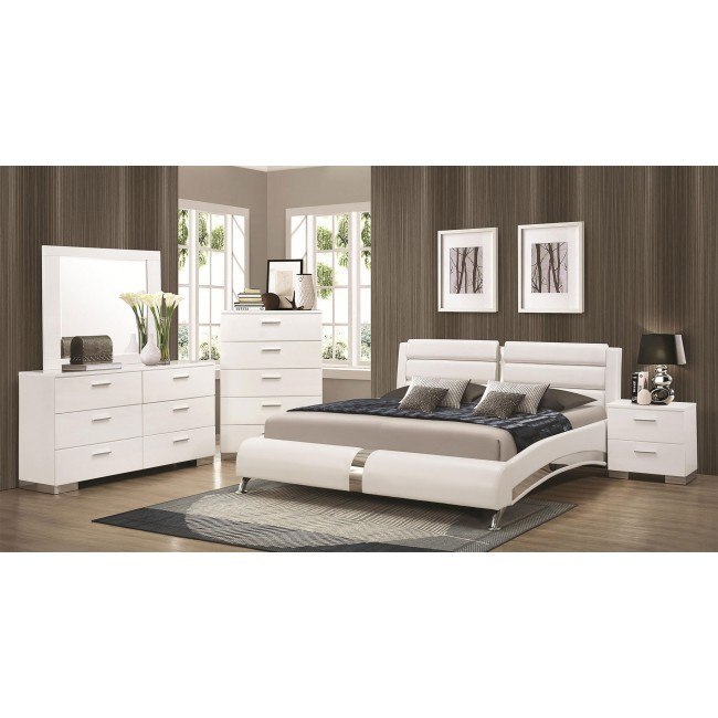 Coaster Home Furnishings Bedroom Furniture Set, Glossy White, King