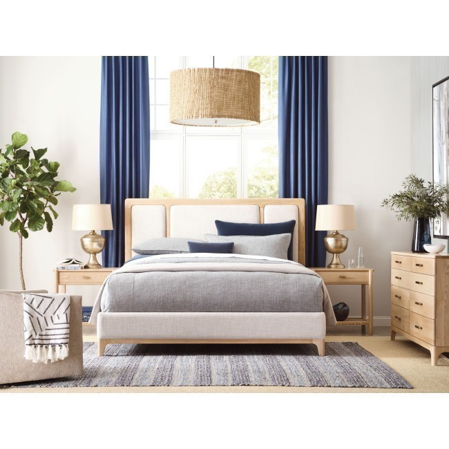 Essence Kendall Upholstered Bedroom Set