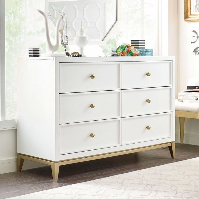 Legacy classic chelsea store dresser in white