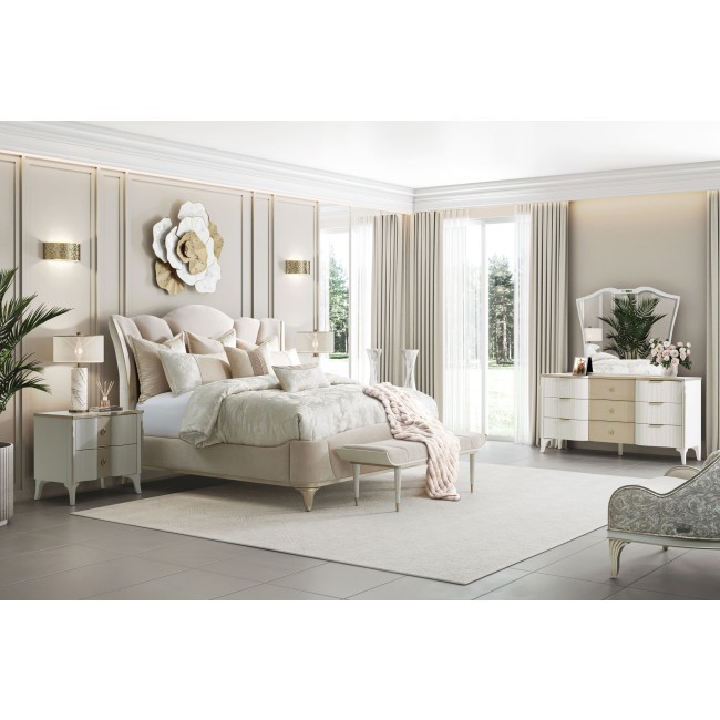 La Marisia Upholstered Bedroom Set