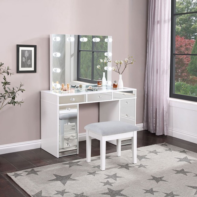 Regina Vanity Set w/ Lighting