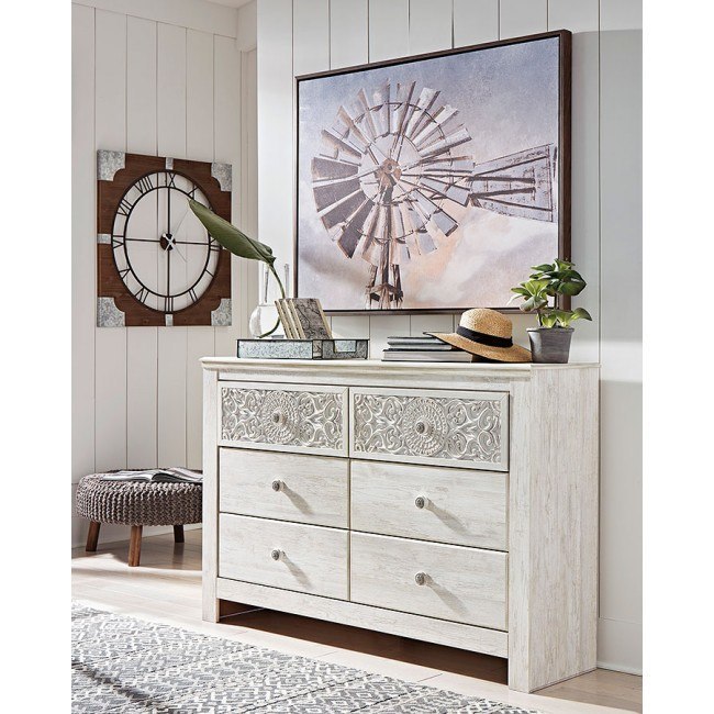 Paxberry Dresser