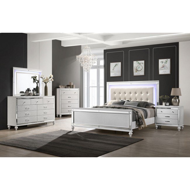 VALENTINO タフルフレストヘルトコト 6B3CA6F85KJ A03 Valentino Panel Bedroom Set (White) New Classic Furniture