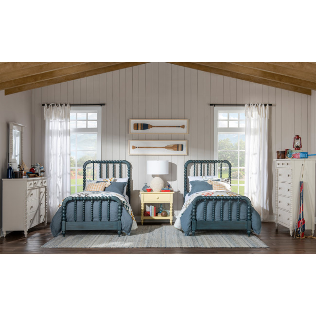 Lake House Sea Glass Youth Jenny Lind Bedroom Set w/ Sailcloth Casegoods