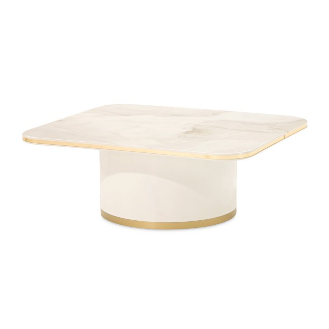 Gineverra Rectangular Cocktail Table