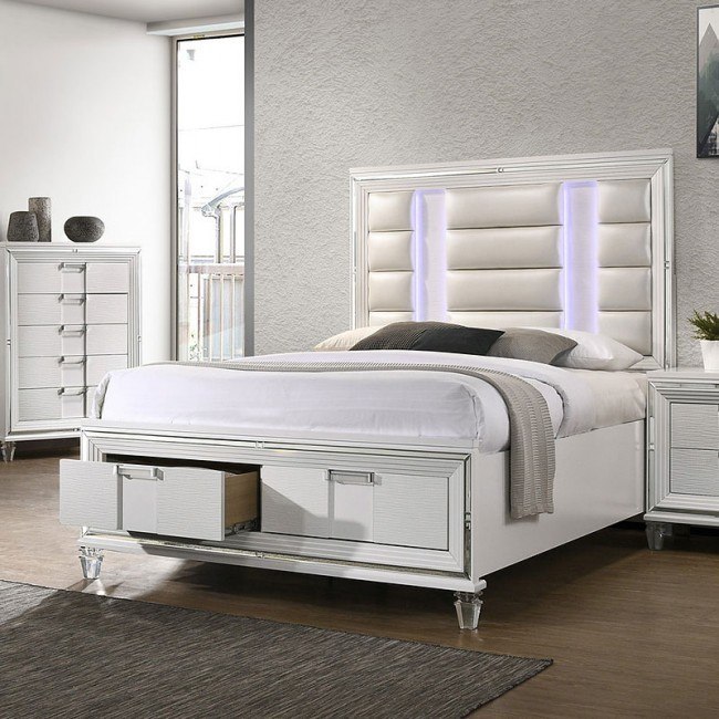 Twenty Nine Storage Bed (White)