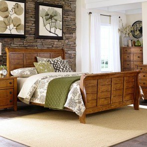 Canopy outlet sleigh bed