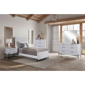 Stiltz White Panel Bedroom Set