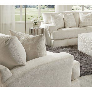 Lamar Swivel Chair (Cream)