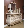 Platine de Royale Panel Bedroom Set (Champagne)