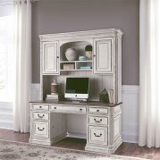 Magnolia Manor Jr Credenza w/ Hutch