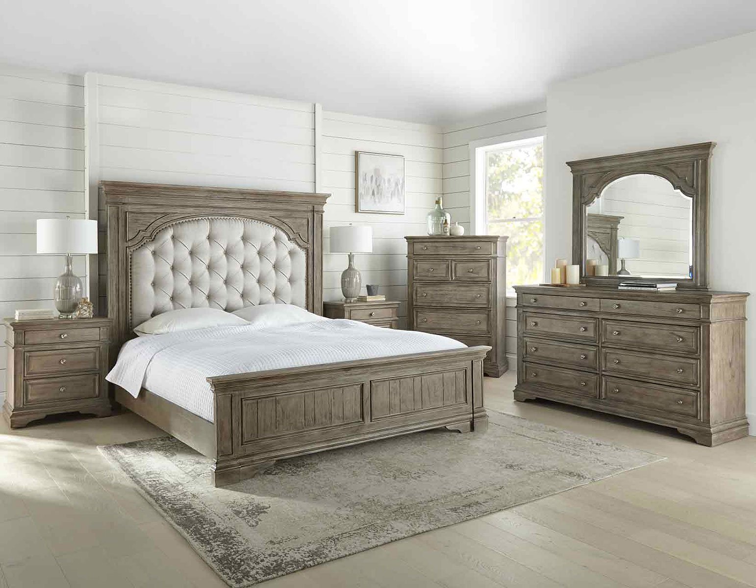 Highland Park Panel Bedroom Set (Waxed Driftwood) Steve