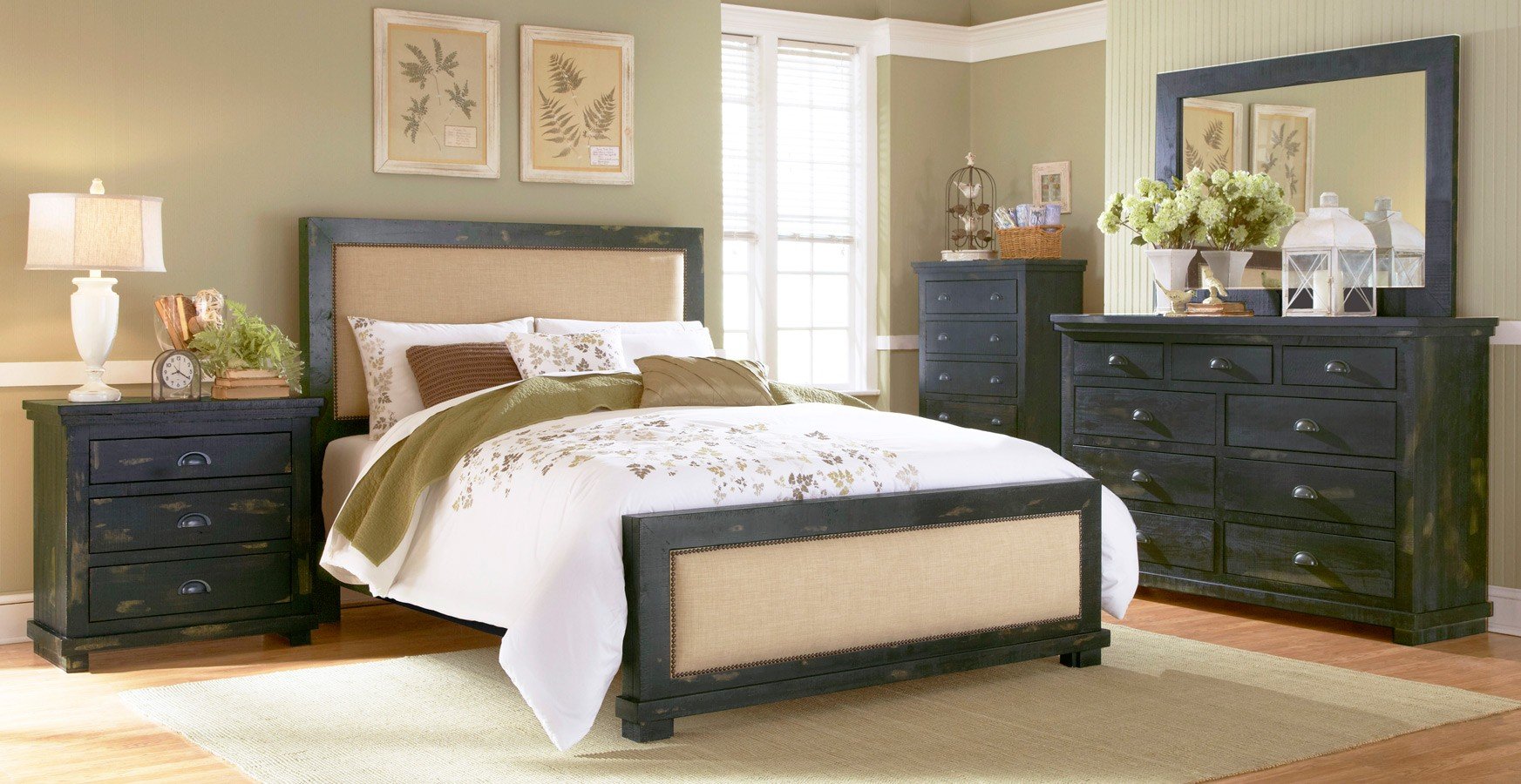 Black distressed sales bedroom furniture