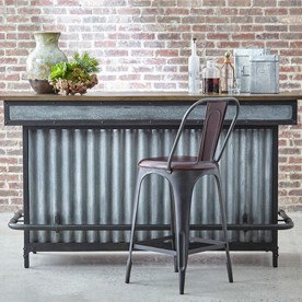 Bar & Game Room
